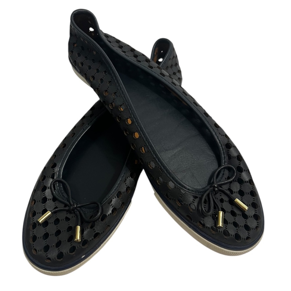 Tory Burch Skyler Perforated Sneaker Flats Size 8, Navy Blue Leather - Picture 2 of 10